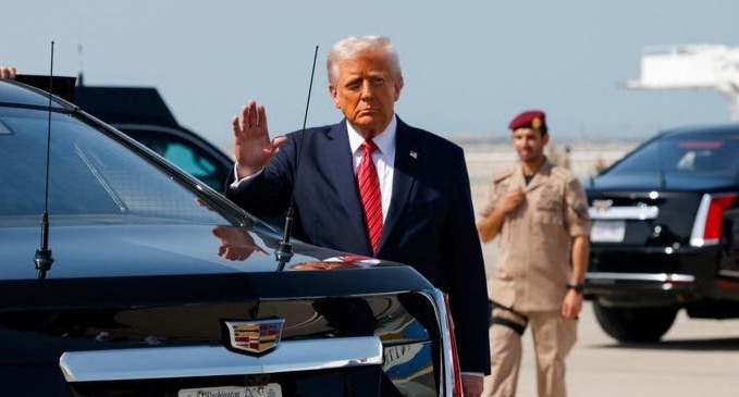 محطة أخرى في جولته.. ترامب في الإمارات تمهيدا  لفتح آفاق تعاون اقتصادي وتكنولوجي