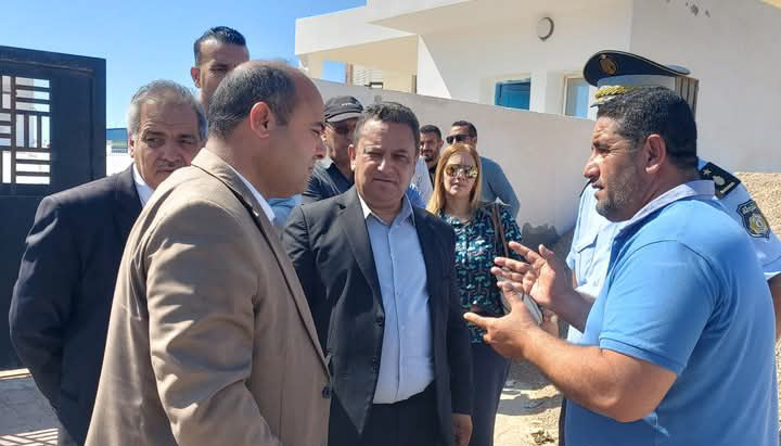 جرجيس.. انطلاق تنفيذ برنامج الأيام الجهوية للنظافة والعناية بالبيئة