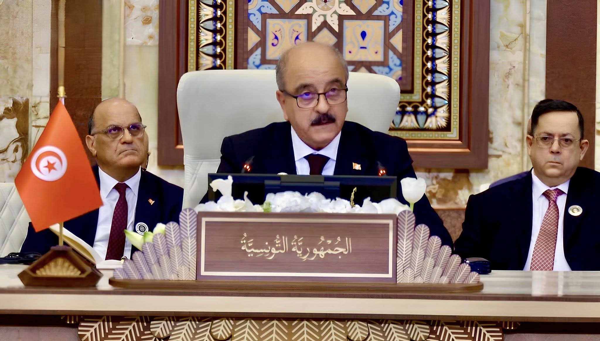 القمة العربية ببغداد.. تونس تجدّد موقفها الثابت والداعم للقضية الفلسطينية العادلة