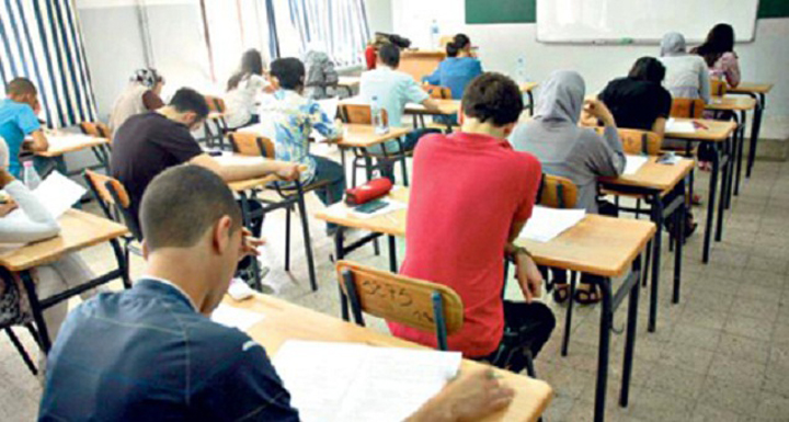منهم سجين ومترشحة من أطفال القمر.. 28 حالة استثنائية في الدورة الرئيسية للبكالوريا بمدنين منهم سجين ومترشحة من أطفال القمر.. 28 حالة استثنائية في الدورة الرئيسية للبكالوريا بمدنين