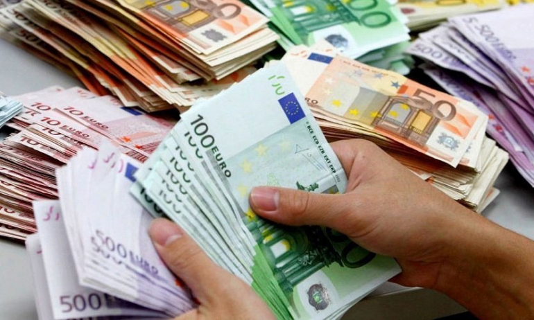 ارتفعت بنسبة 7%.. العائدات السياحية تبلغ 2322.4 مليون دينار ‭ .. ‬وتعزيز‭ ‬تنافسية‭ ‬القطاع‭ ‬إقليميًا‭ ‬ودوليًا