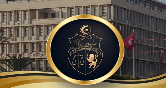 في اتصال هاتفي مع نظيره الفرنسي.. وزير الداخلية يشجب جريمة مقتل تونسي بفرنسا ويطالب بتوفير الحماية اللازمة للجالية التونسيّة