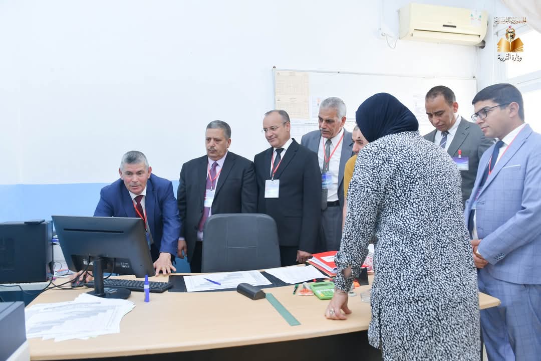 المهدية.. وزبر التربية في زيارة عمل الى مركز اصلاح الباكالوريا
