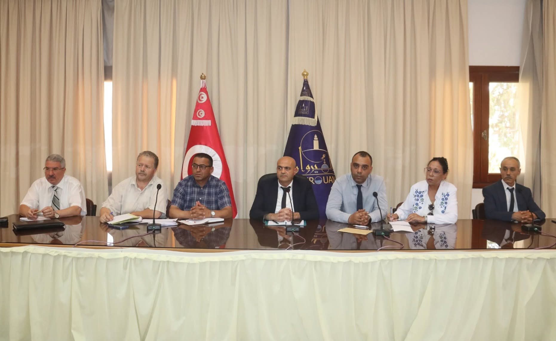 القيروان..جلسة عمل لدفع التنمية في معتمدية حاجب العيون و هذا ما تقرر..