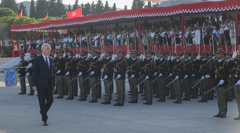 رئيس  الجمهورية يشرف على حفل تخرّج الدفعة الخامسة والخمسين للأكاديميات العسكرية الثلاثة بفندق الجديد
