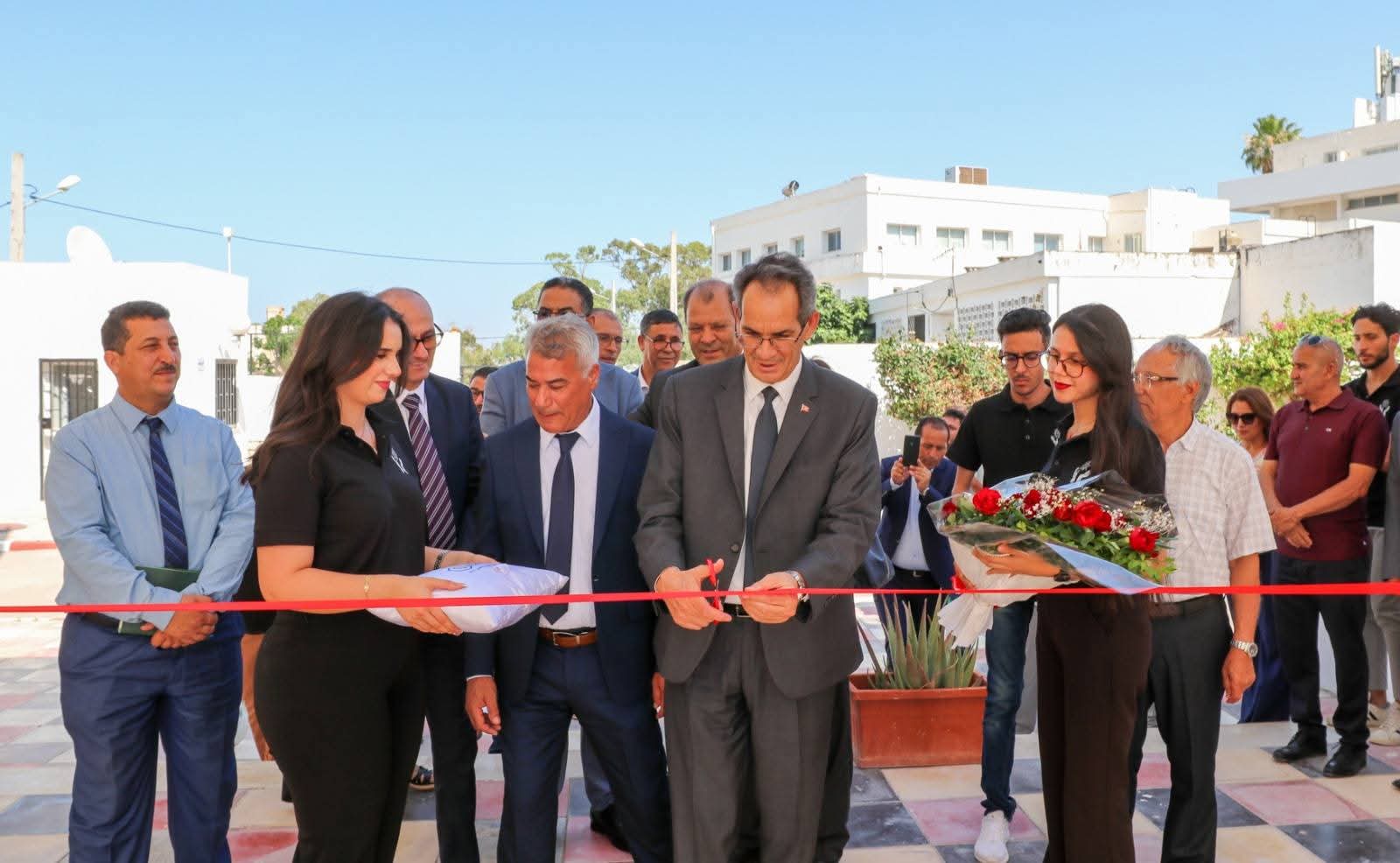 وزير التعليم العالي يدشن مقرّ المعهد العالي للهندسة الرقمية بتونس