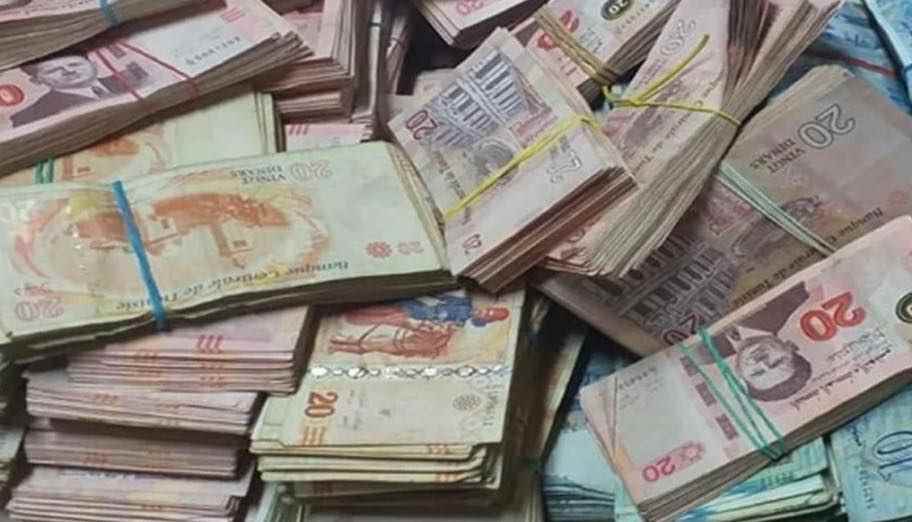  سوسة.. سائق بمصحّة خاصة يستولي على 70 ألف دينار ويلوذ بالفرار