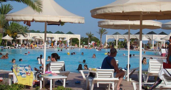 رئيس الجامعة الجهوية للنزل جربة-جرجيس: نسبة الامتلاء ببعض النزل وصلت إلى 100بالمائة 