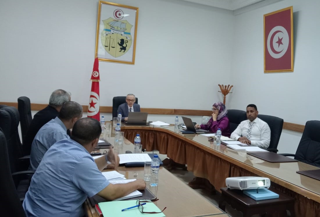 توحيد آليات تطبيق قانون تنظيم عقود الشغل ومنع المناولة محور جلسة عمل وزير الشؤون الاجتماعية مع رؤساء تفقديّات الشغل