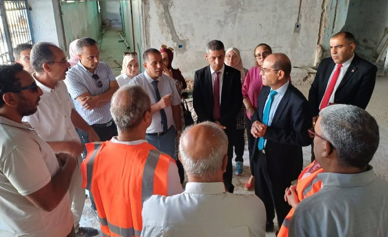 وزير التجهيز يتفقد مشروع تهيئة وتجديد قسم الولادات لطب النساء والتوليد ببنزرت