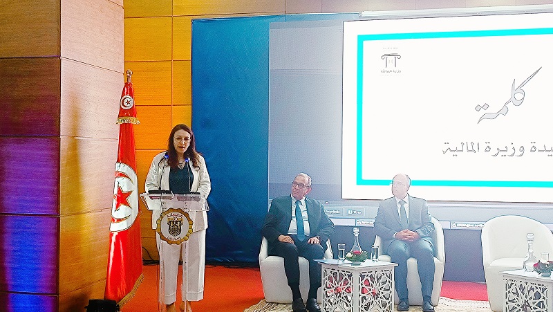 لتسهيل نشاط المؤسسات وتعزيز تنافسيتها..   الديوانة تمنح صفة المتعامل الاقتصادي لـ20 مؤسسة جديدة