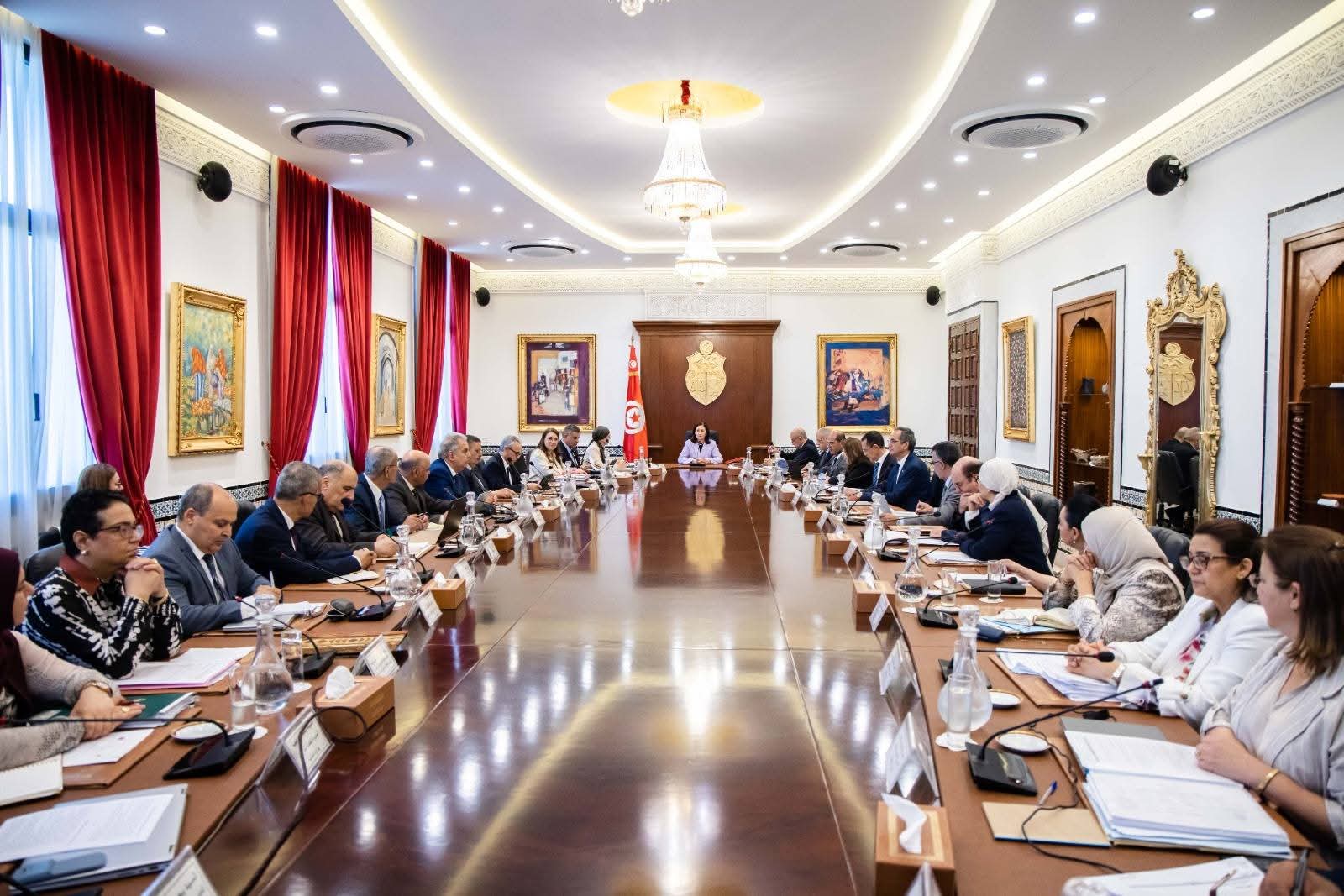 متابعة تقدم إعداد مشروع قانون المالية لسنة 2026 محور مجلس وزاري