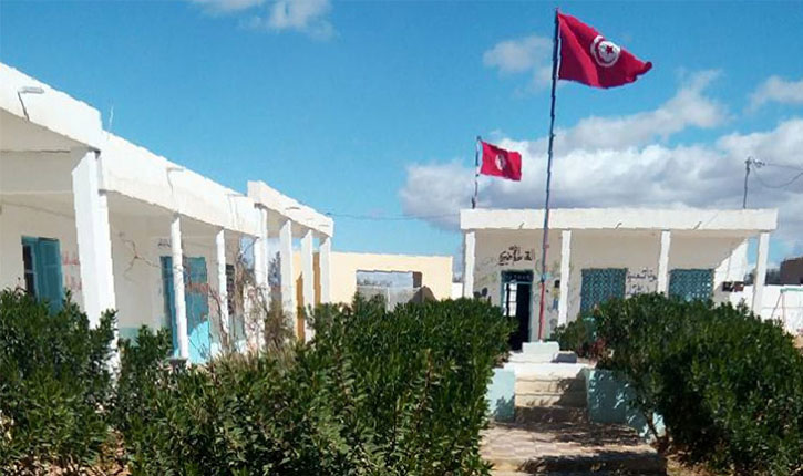نواب‭ ‬يقترحون‭ ‬مبادرة‭ ‬تشريعية‭ ‬للعمل‭ ‬بنظام‭ ‬الحصة‭ ‬الواحدة..   الزمن‭ ‬المدرسي‭.. ‬جزء‭ ‬من‭ ‬الإصلاح‭ ‬التربوي‭ ‬العميق‭ ‬يحتاج‭ ‬إلى‭ ‬قراءة‭ ‬شاملة