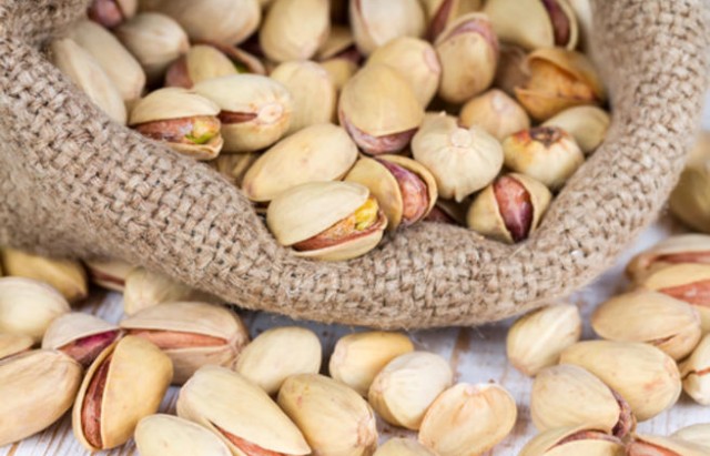 القصرين.. صابة قياسية من الفستق