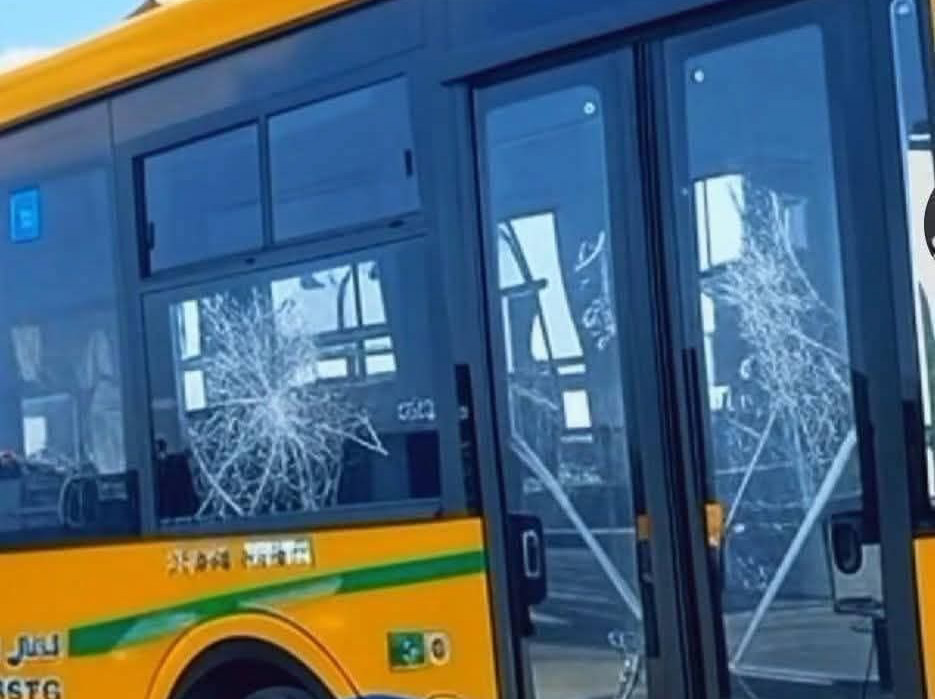 "نقل تونس" : تسجيل 174 حالة تهشيم بلور لعربات نقل عمومي إلى موفى جوان 2025
