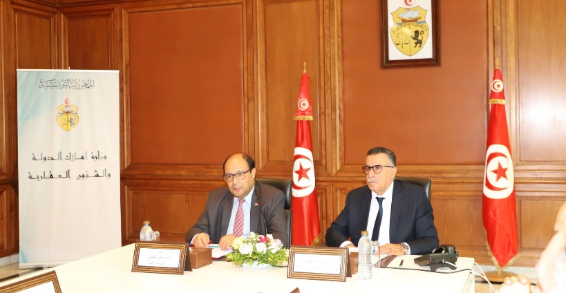 وزارتا أملاك الدولة و تكنولوجيات الاتصال تتفقان على وضع خطة لرقمنة أملاك الدولة العقارية والمنقولة