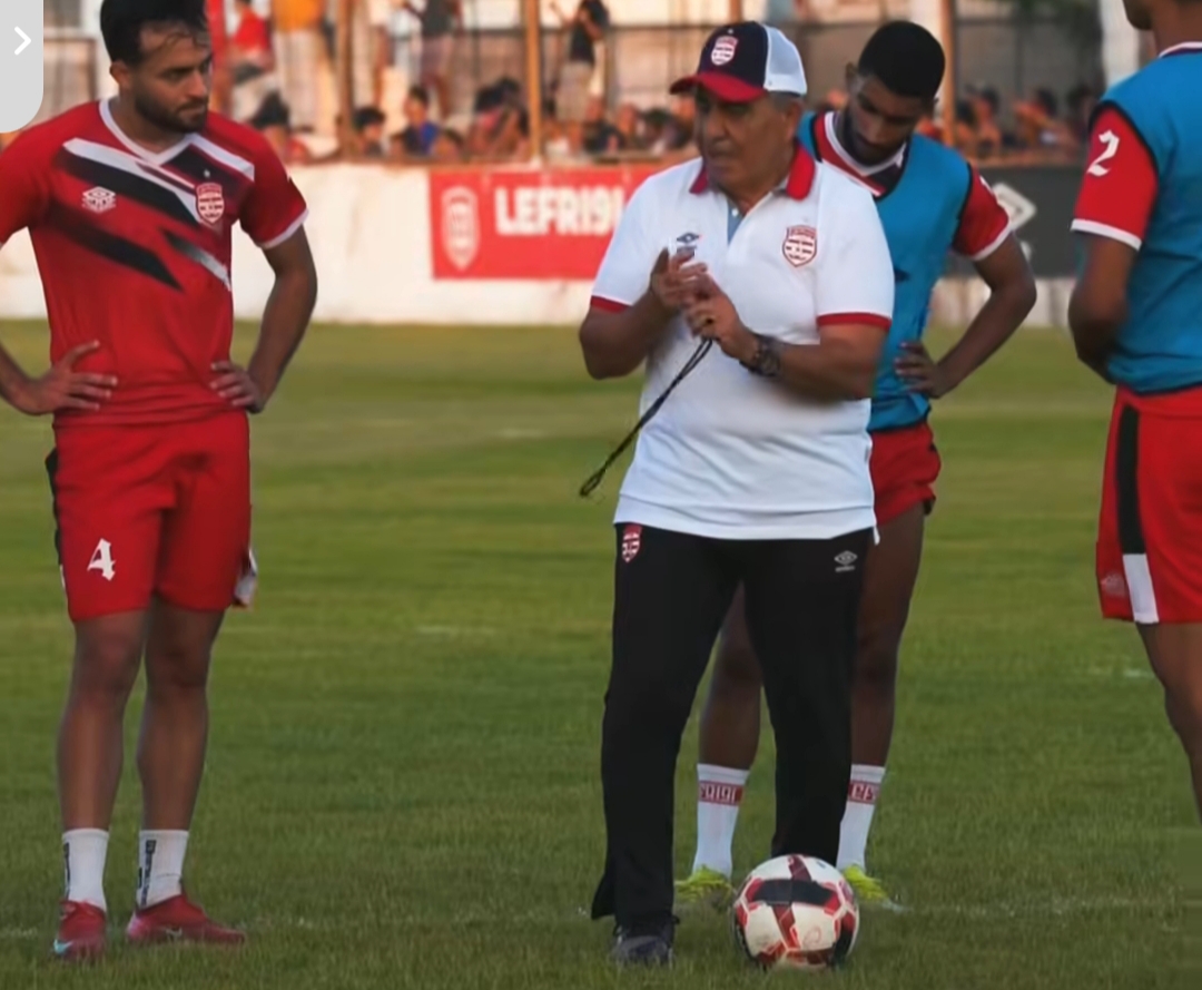 رسمي: الافريقي يعلن عودة البنزرتي لتدريب الفريق 