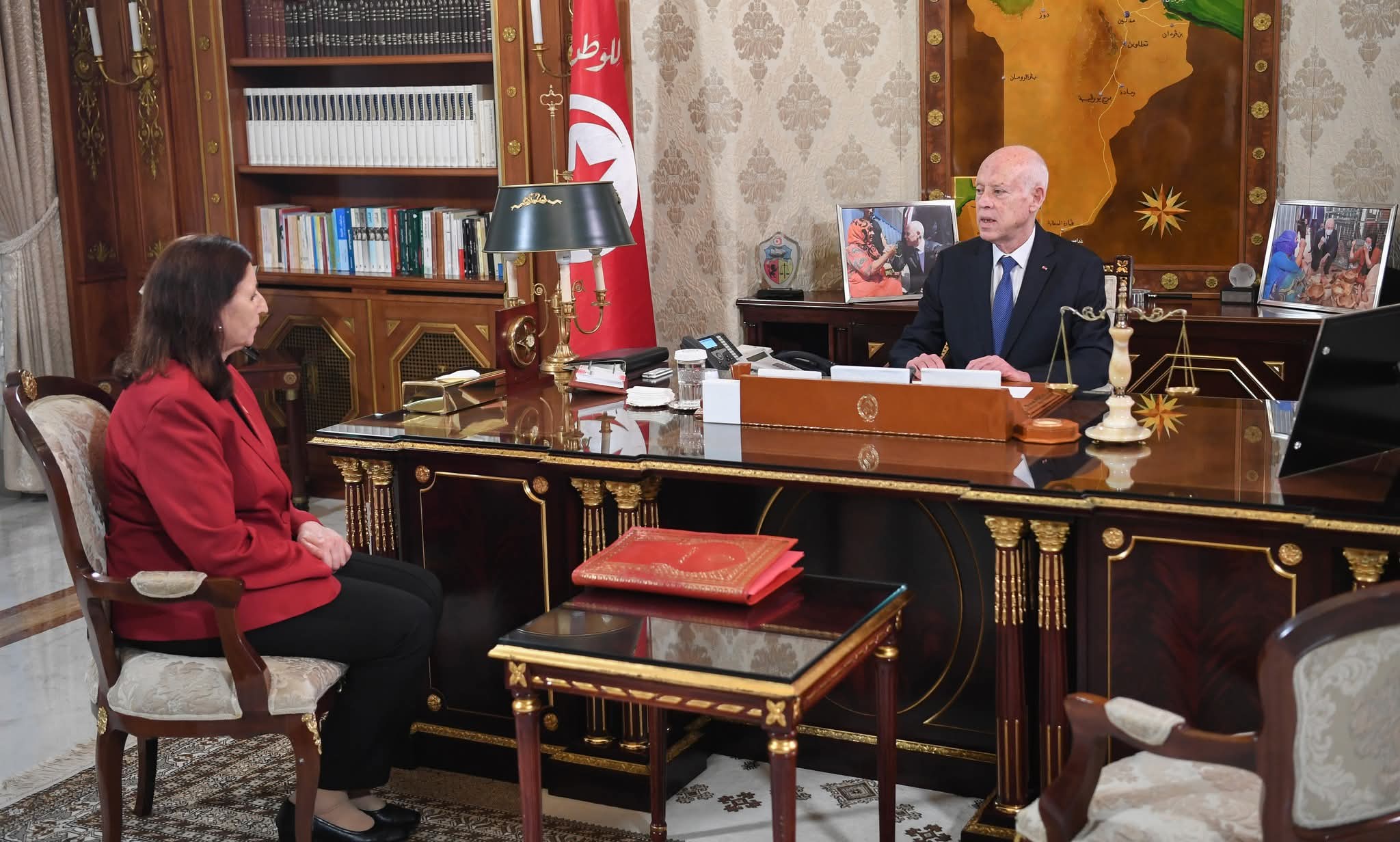 رئيس الجمهورية: الشعب التونسي يعلم دقائق الأمور وسيُحبط كلّ المحاولات البائسة للتنكيل به وتأجيج الأوضاع