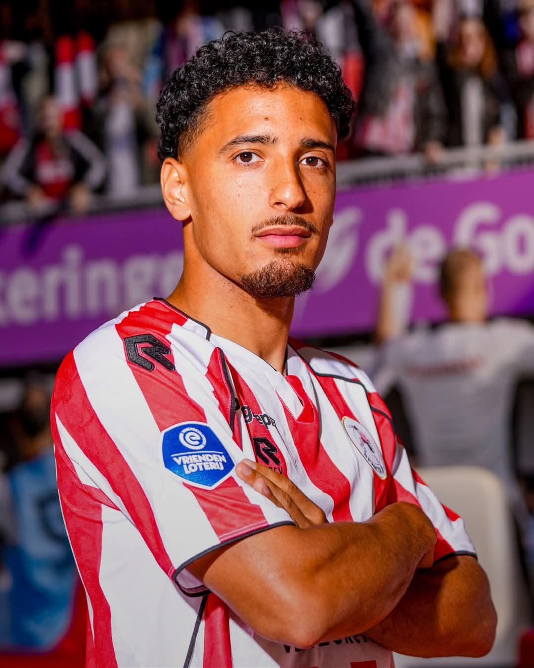 سيف الله اللطيف يتعاقد مع سبارتا روتردام الهولندي 