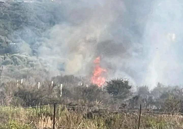   طبرقة.. اندلاع حريق بمنطقة بوترفس