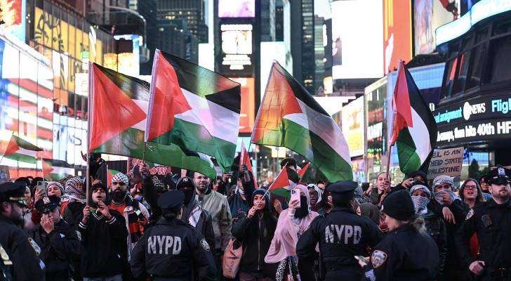  58% من الأمريكيين يعتقدون أنّه ينبغي على جميع الدول الأعضاء في الأمم المتحدة الاعتراف بدولة فلسطين