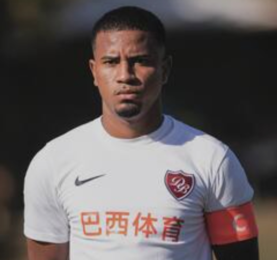 لاعب برازيلي يقترب من "البقلاوة" 