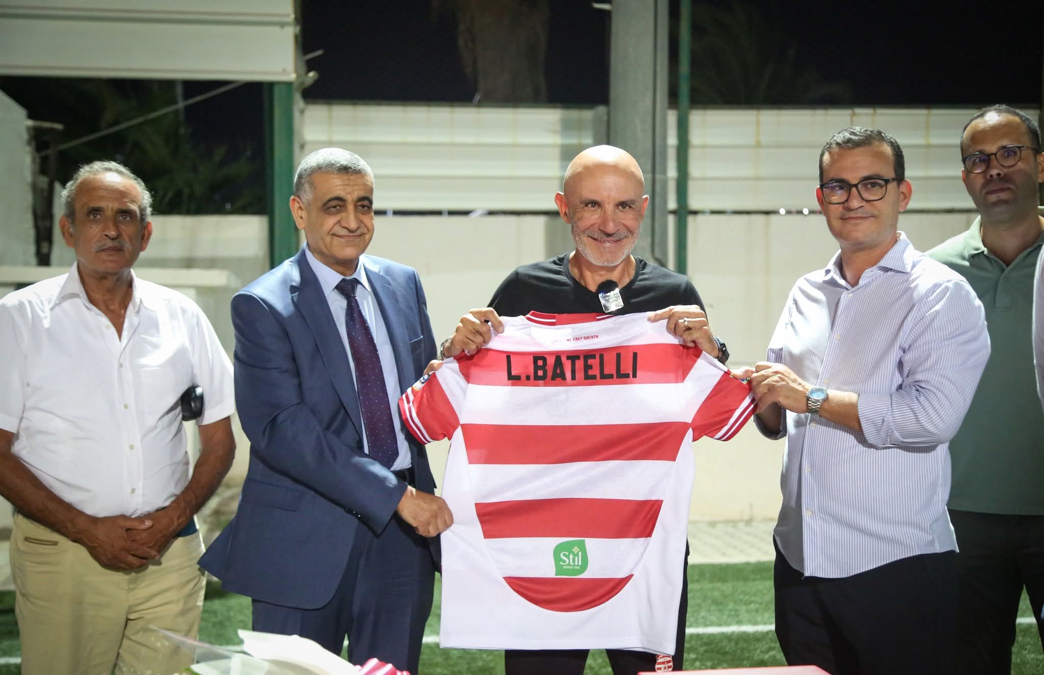 النادي الافريقي ينهي مهام المدير الفني باتيلي