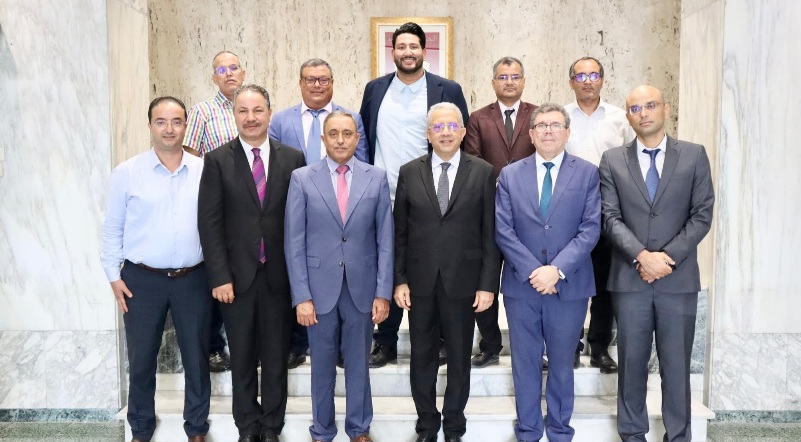 وزارة الصحة واتصالات تونس: شراكة استراتيجيّة لتسريع رقمنة الهياكل الصحية