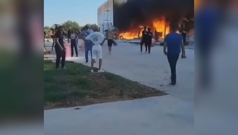حريق بمركب ترفيهي بهرقلة يتسبب في خسائر جسيمة 