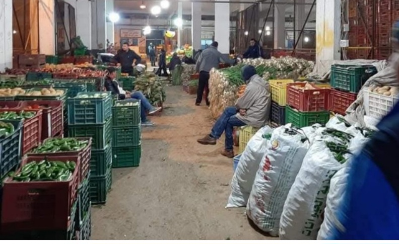 بنزرت.. توجيه واعادة ضخ 35.2 طنا من الخضر والغلال والبقول بسوق الجملة بجرزونة