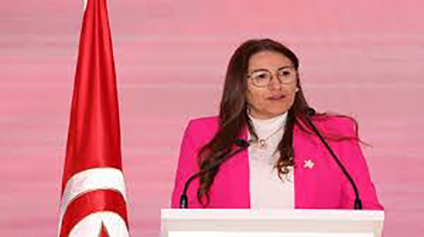 وزيرة المالية: الاقتصاد التونسي تمكن من التكيف مع الصدمات الاقتصادية والمالية