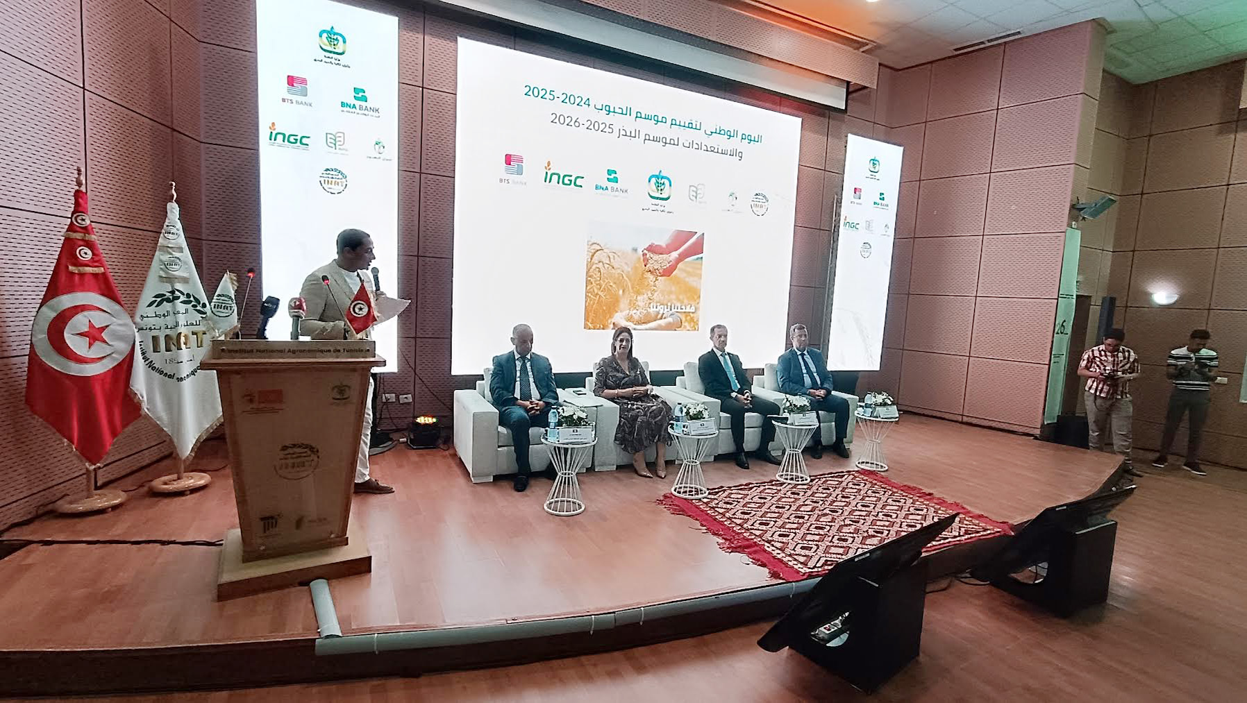  في اليوم الوطني لتقييم موسم الحبوب 2024-2025..   تونس ترصد 140 مليون دينار للموسم القادم