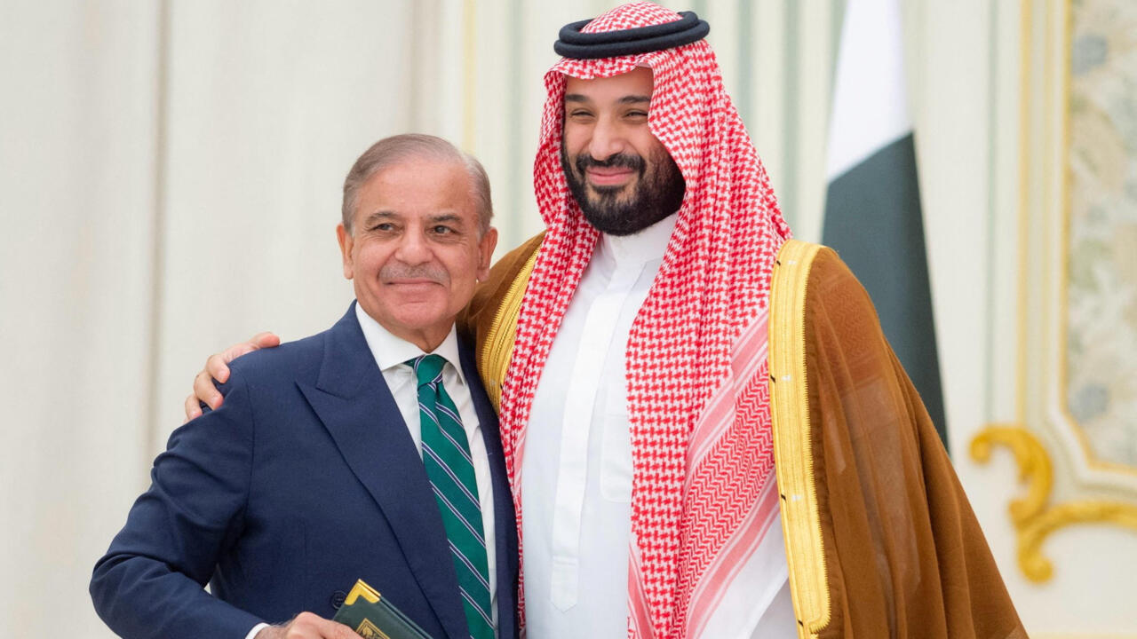 تحليل اخباري:             بين بيروت والرياض وطهران وإسلام آباد..      أية خريطة جديدة تتشكل في الشرق الأوسط؟