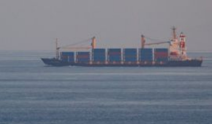 الحوثيون يتوعدون باستهداف شركات نفط أميركية