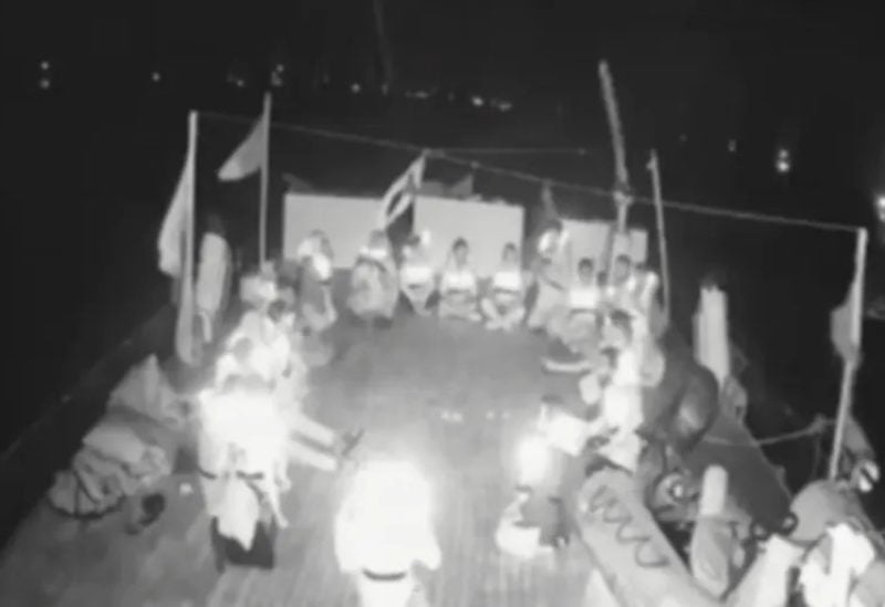 الاحتلال يعتقل عشرات النشطاء على متن سفن أسطول الصمود