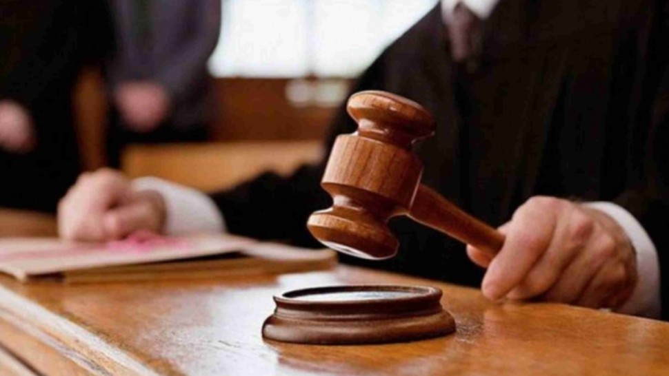  الاحتفاظ بسائق سيارة إسعاف وناظر المستشفى الجهوي بالكاف بتهمة ترويج المخدرات والتلاعب بأذون التنقل