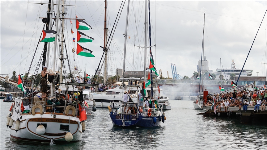 بعد حادثة “عضّ” في سجن إسرائيلي.. تمديد احتجاز ناشطة في “أسطول الصمود” 