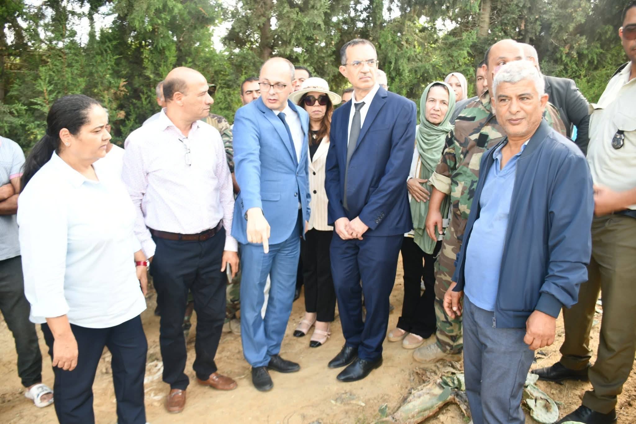 خلال زيارة إلى بوعرقوب.. وزير الفلاحة يوصي بتكثيف الجهود للحد من انتشار الحشرة القرمزية 