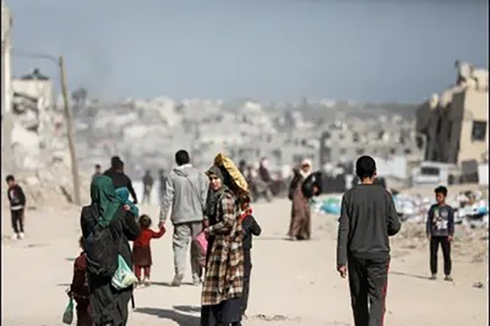 إسرائيل تسمح بمغادرة عشرات الفلسطينيين والأتراك من غزة بينهم أفراد من عائلة هنية