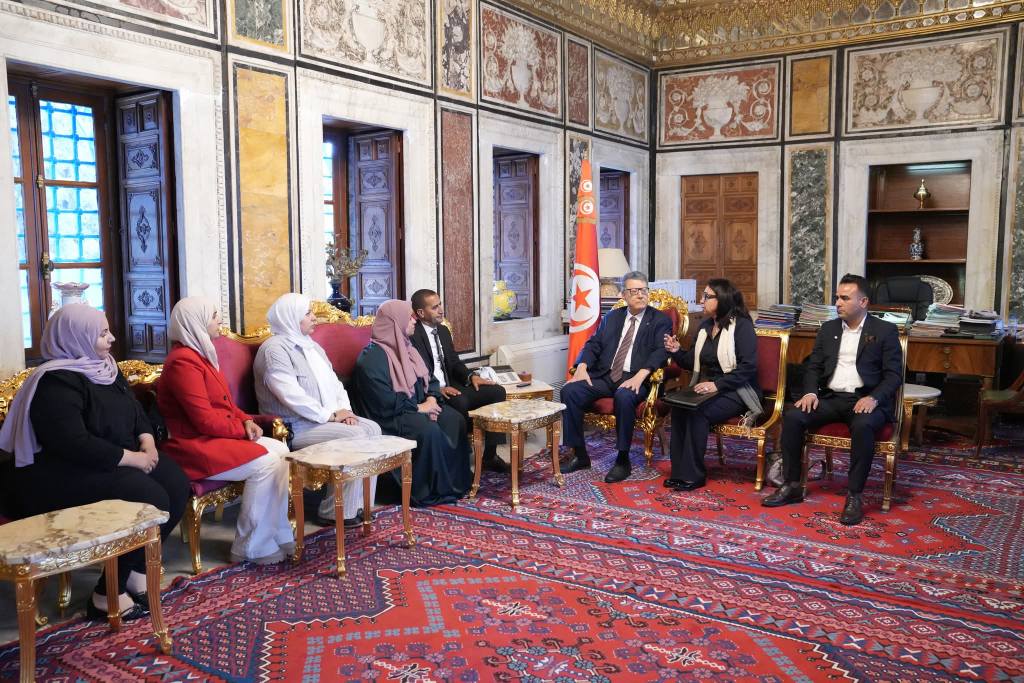بودربالة يطلّع إلى مشاغل الاساتذة العرضيين بالمعاهد العليا للدراسات التكنولوجية