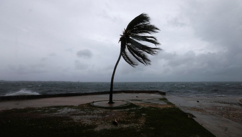 الإعصار ميليسا في طريقه لاجتياح جاميكا برياح سرعتها 282 كيلومترا في الساعة