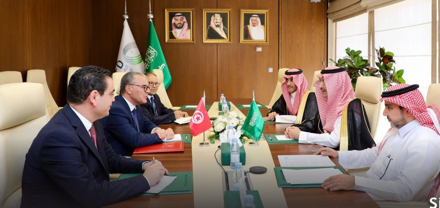 وزير الإقتصاد يمثل تونس في "منتدى مبادرة مستقبل الإستثمار " في الرياض