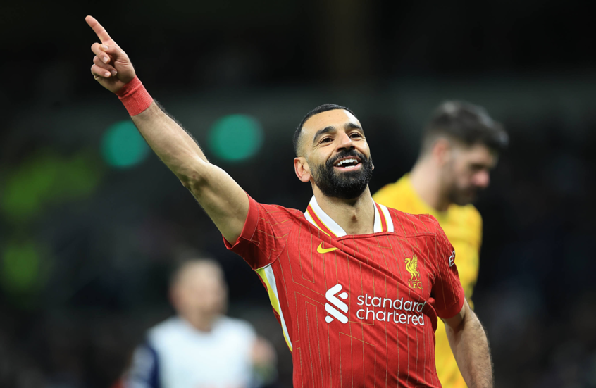 "الصفقة جاهزة والعرض مفتوح": تفاصيل العرض السعودي لمحمد صلاح