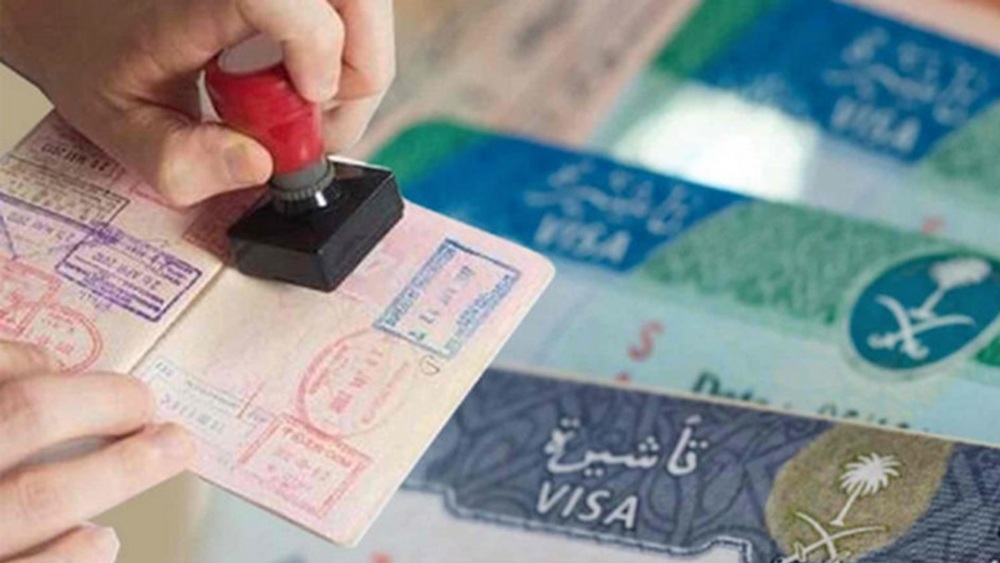 تبدأ الأسبوع المقبل.. السعودية  تجري تعديلات جديدة على تأشيرة العمرة وهذه تفاصيلها