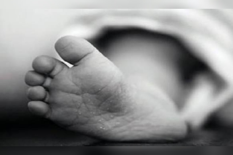  قُبض عليها بأحد المعابر الحدودية.. امرأة من بلد مجاور تترك رضيعها باحد جوامع صفاقس وتختفي