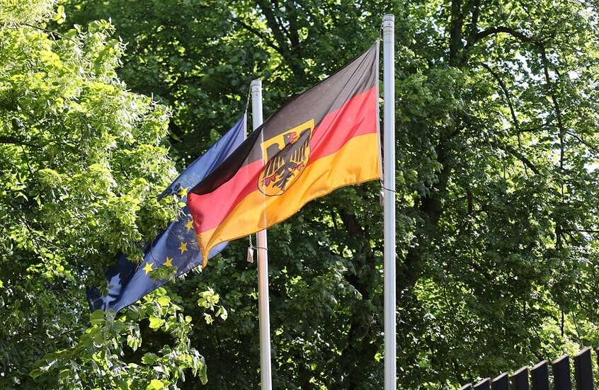 درون مجهول الهوية يشل الحركة في مطار برلين