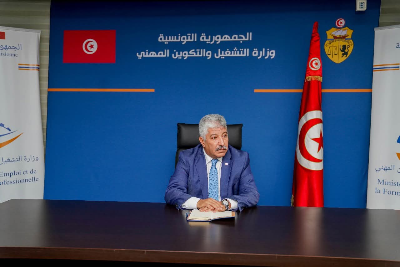 وزير التشغيل: اتفاقيات جديدة مع ليبيا وقطر لتأطير تشغيل التونسيين بالخارج وتعزيز الهجرة الدائرية