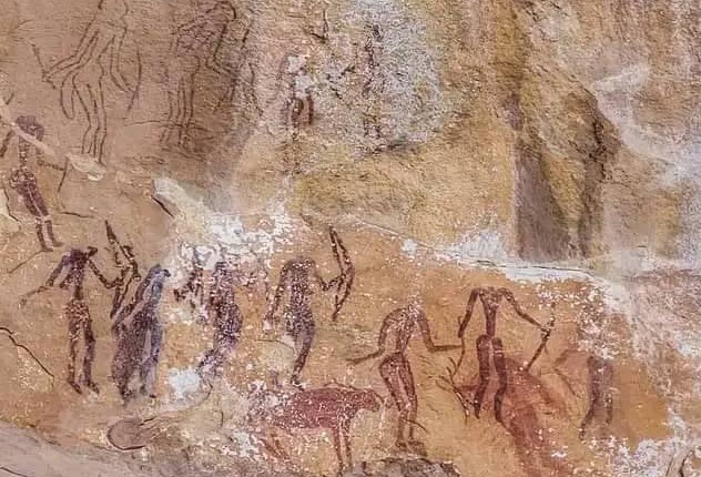 القيروان.. مؤشرات على رسومات صخرية قديمة بجبل وسلات