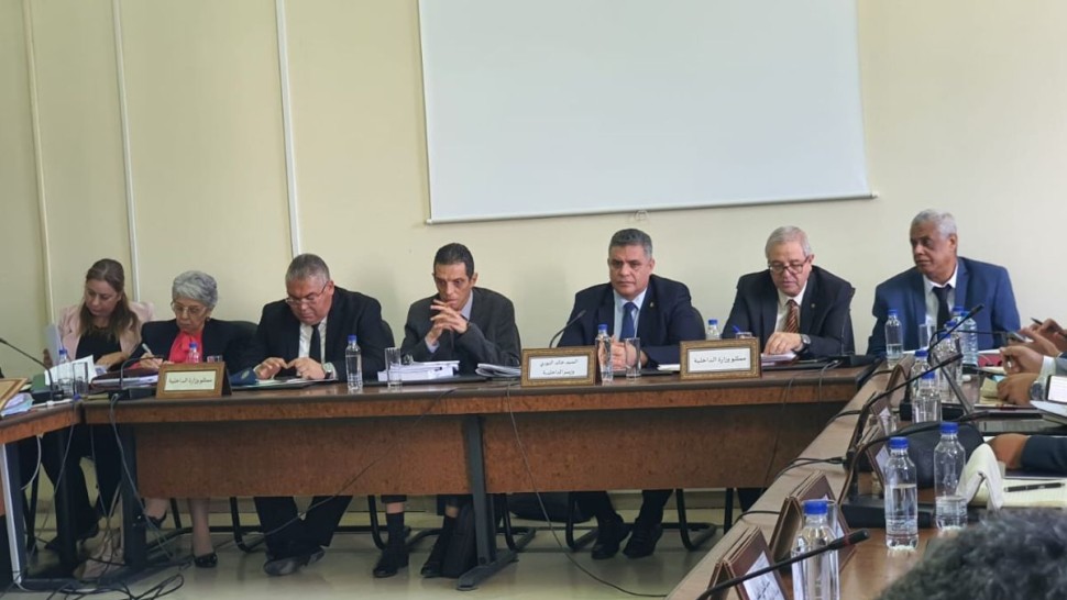 في مناقشة  ميزانية وزارة الداخلية لسنة 2026..   النواب يطالبون بتسوية ملف الإعتمادات المفوضة