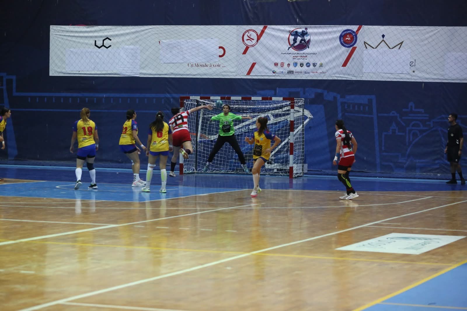 كرة اليد: النادي الافريقي يتأهل إلى نهائي البطولة العربية 